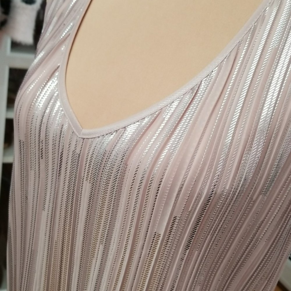 Jennifer Lopez sleeveless  top, size M - Picture 5 of 10